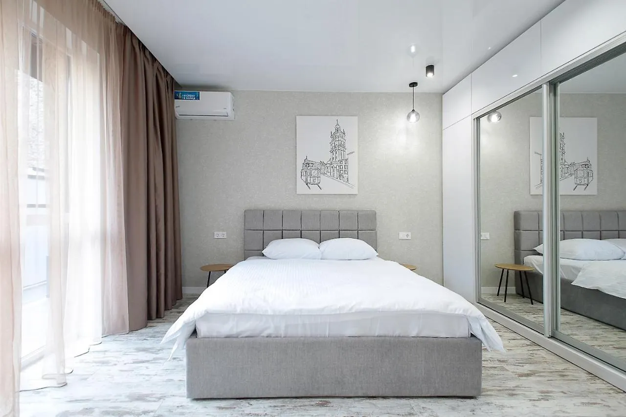 Апартаменты Luxury Nest Lviv Center 0*,